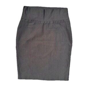 Suzy Shier Black knee length skirt small petite business casual classic basics